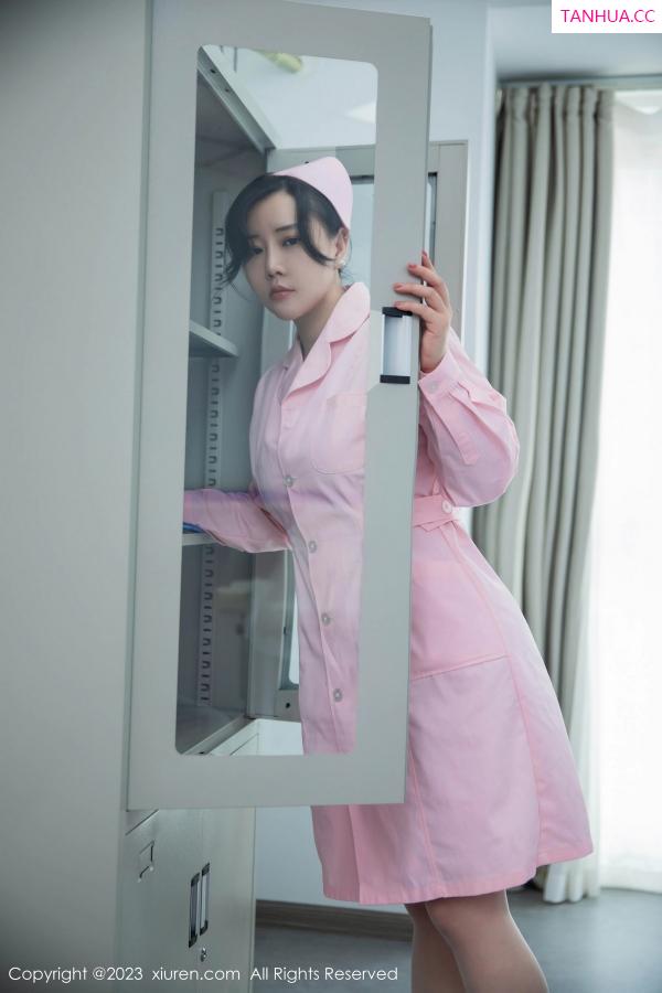 王格 王婉悠 [XiuRen]高清写真图 2023.08.08 No.7199 王婉悠Queen 护士服美臀第6张图片